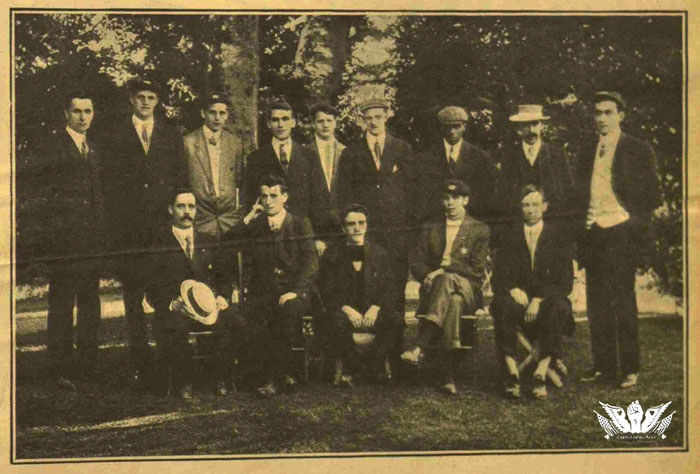 1908_Team_in_Ireland